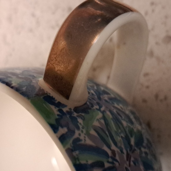 Used Set of 2 Lily Pulitzer mugs - Picture 3 of 7